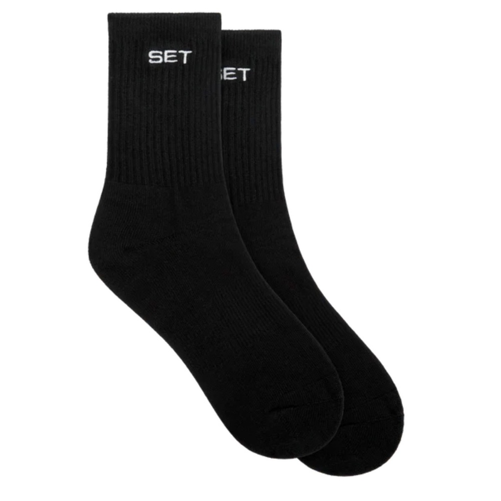 NWT Set active black socks workout crew length onyx
